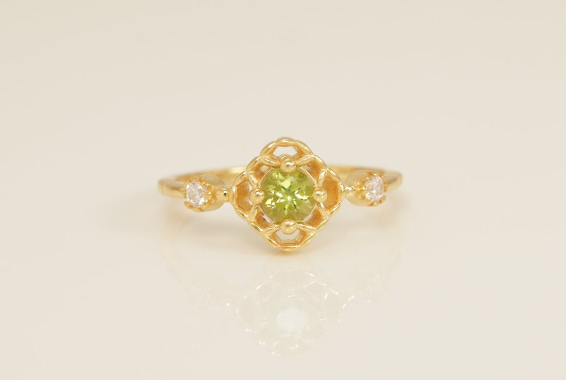 4.0mm Vintage Peridot Engagement Ring, August Birthstone Ring, Peridot Diamond Ring, Bridal Promise Ring Gift for Her