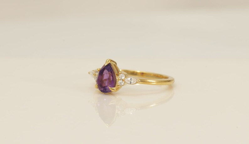 0.75 CT Pear Shaped Amethyst Engagement Ring, Vintage Engagement Ring, February Birthstone Gift, Bridal Wedding Ring, Anniversary Ring