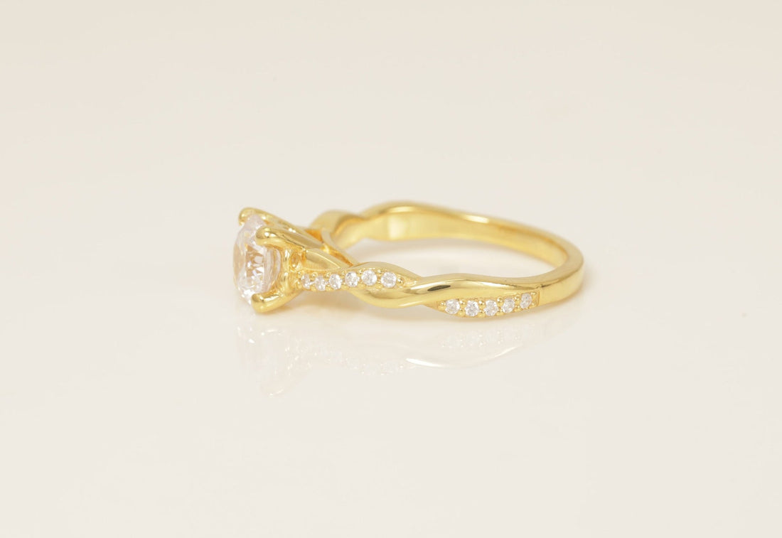 Diamond Petite Twist Engagement Ring, Twisted Vine Wedding Ring, Solitaire Engagement Ring, Anniversary Ring Gift for Her