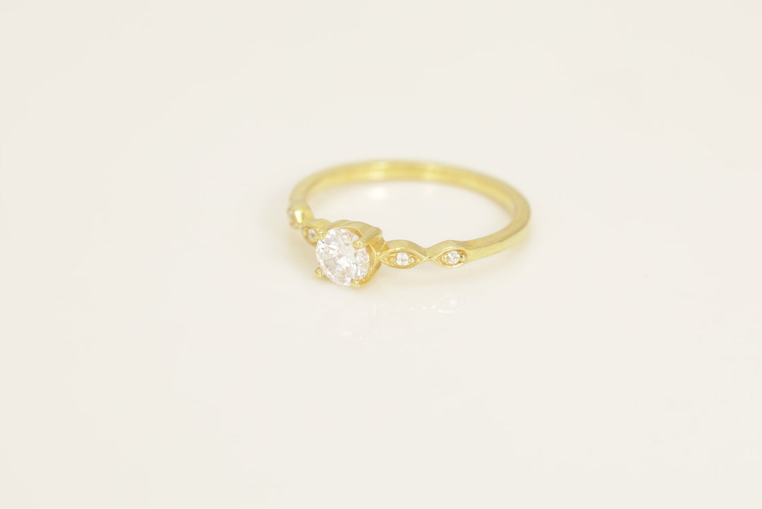 Diamond Engagement Ring, April Birthstone, Diamond Anniversary Ring, 18k Gold Unique Promise Ring, Marquise Ring