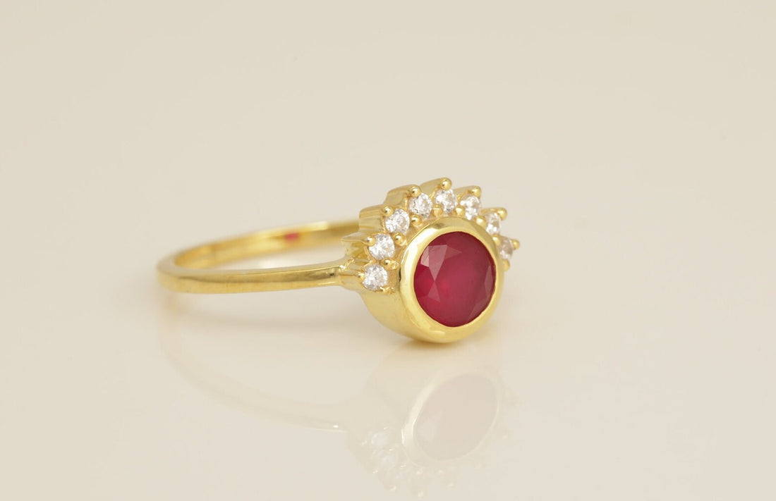 0.50 CT Garnet Cluster Engagement Ring, Vintage Solitaire Wedding Ring, Promise Ring, Anniversary Ring, Vintage Style Ring
