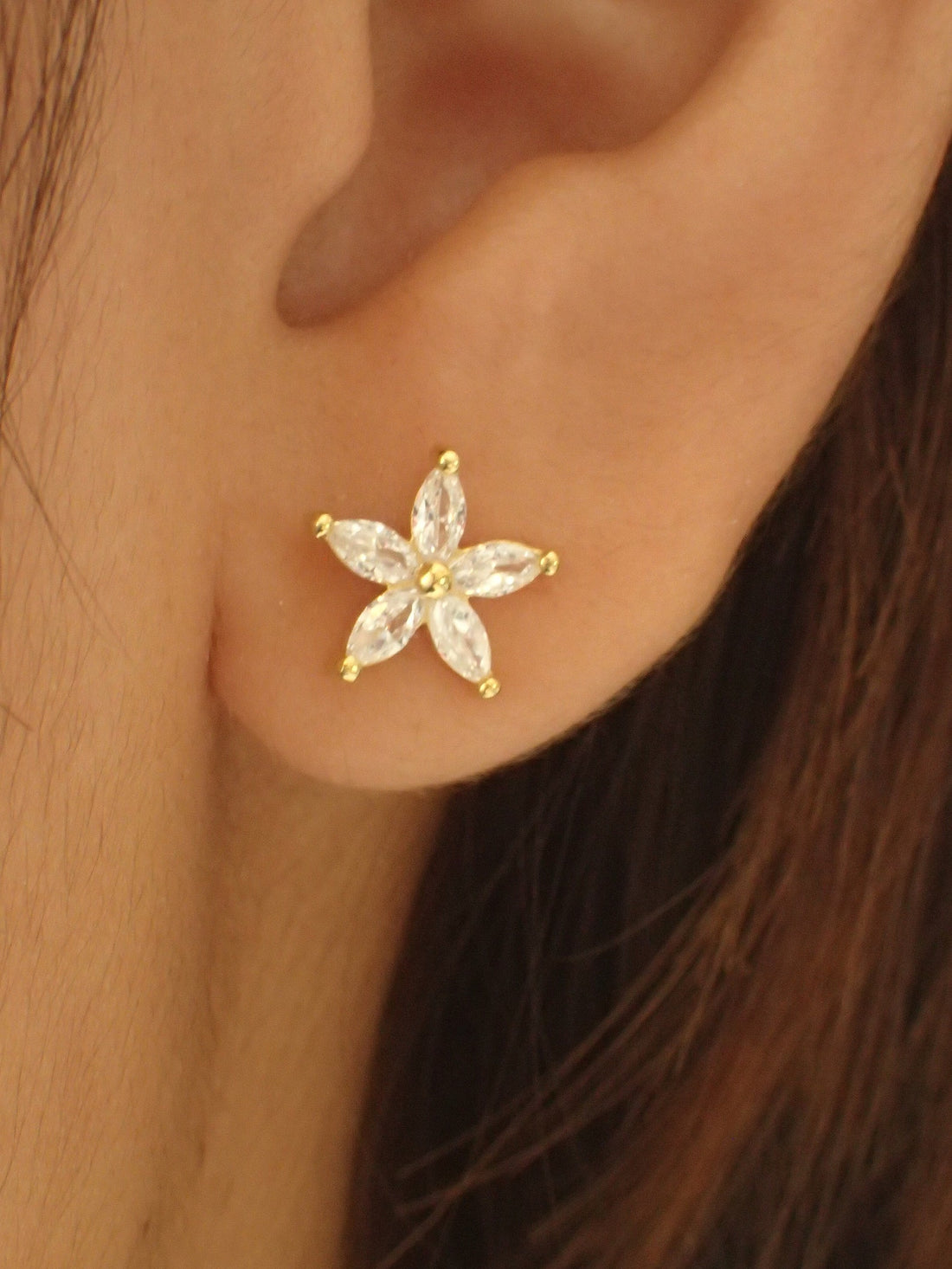 Marquise Stud Earrings / Marquise Cut Diamo2nd Earrings / Minimalist Flower Earrings / Bridesmaid Gifts