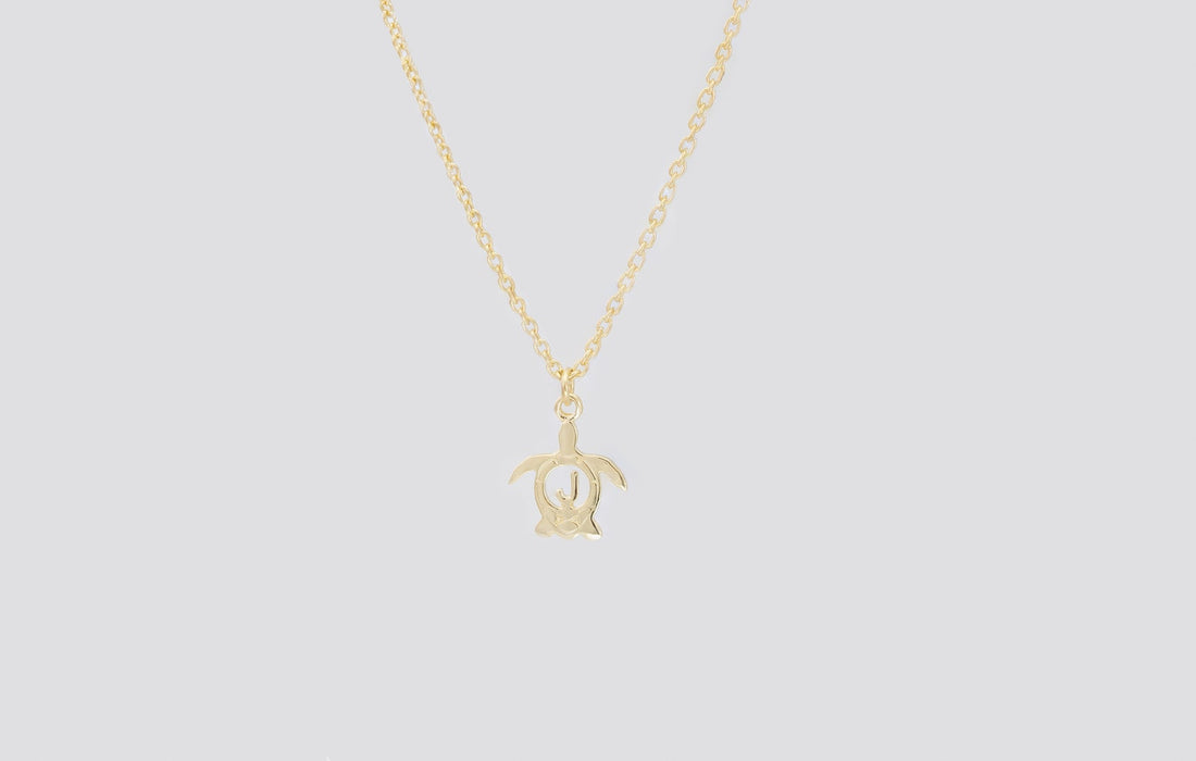 Sea Turtle Letter Necklace, Personalized Initial Necklace, Animal Jewelry, Beach Lover Gift, Ocean Turtle Necklace
