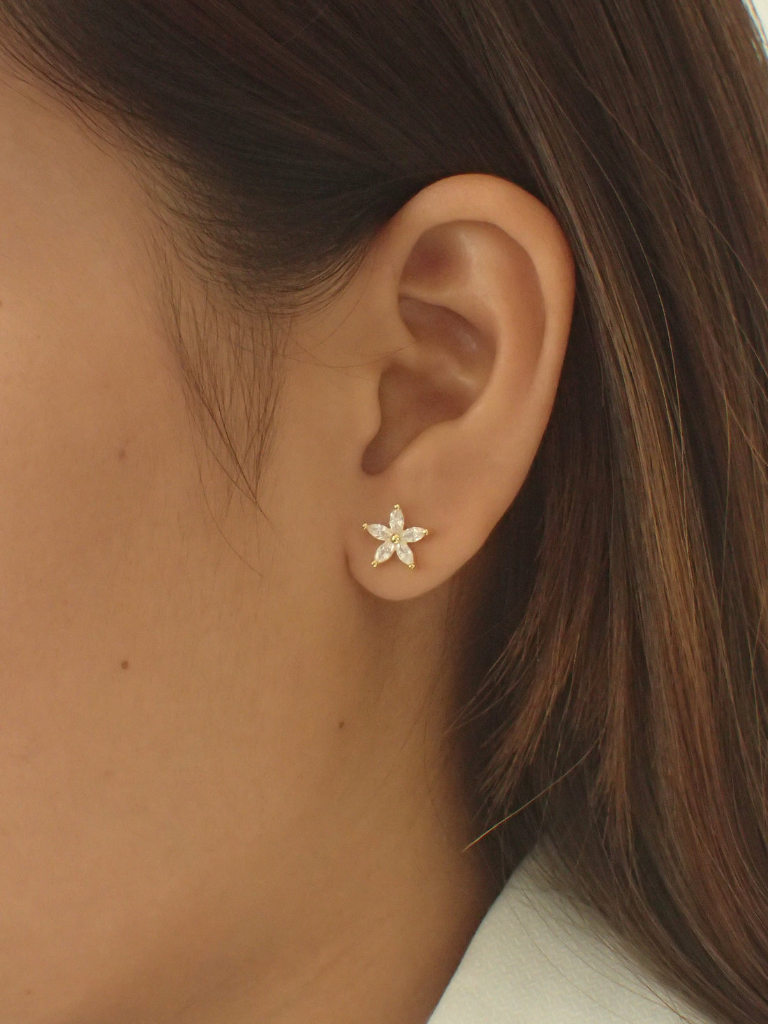 Marquise Stud Earrings / Marquise Cut Diamo2nd Earrings / Minimalist Flower Earrings / Bridesmaid Gifts