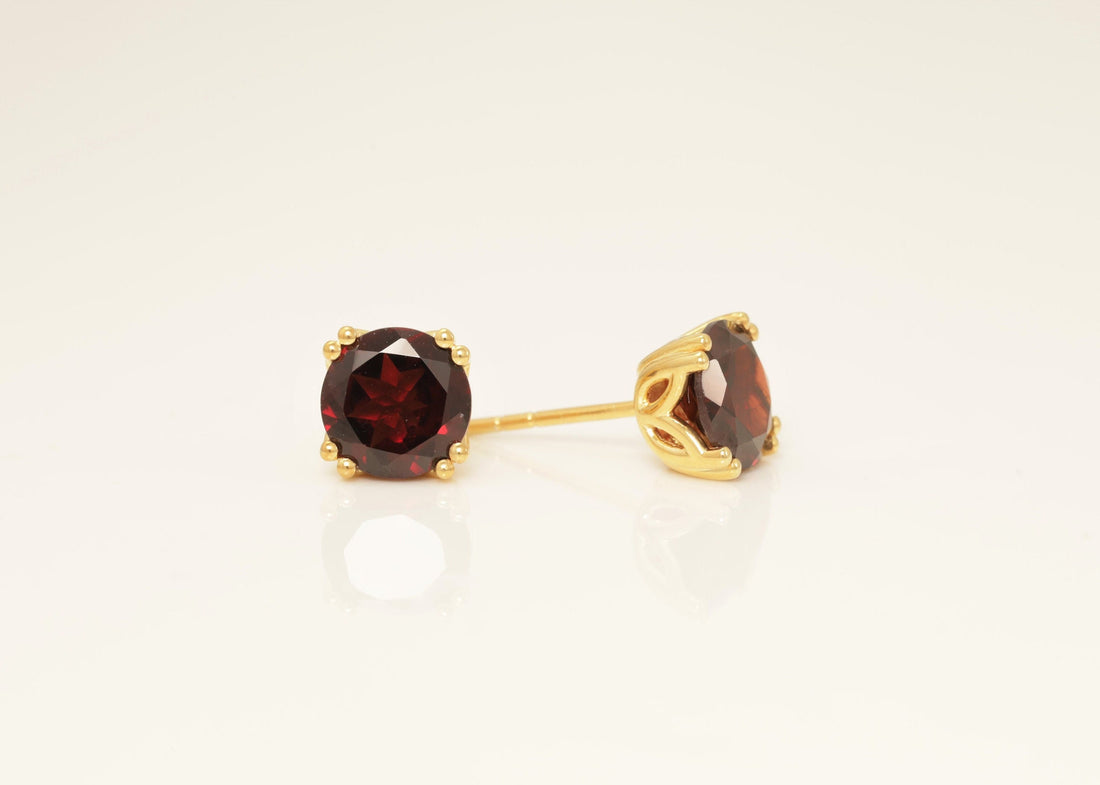 Garnet Filigree Stud Earrings, January Birthstone Gift, Double Prong Filigree Studs Gift for Women, Garnet Earrings
