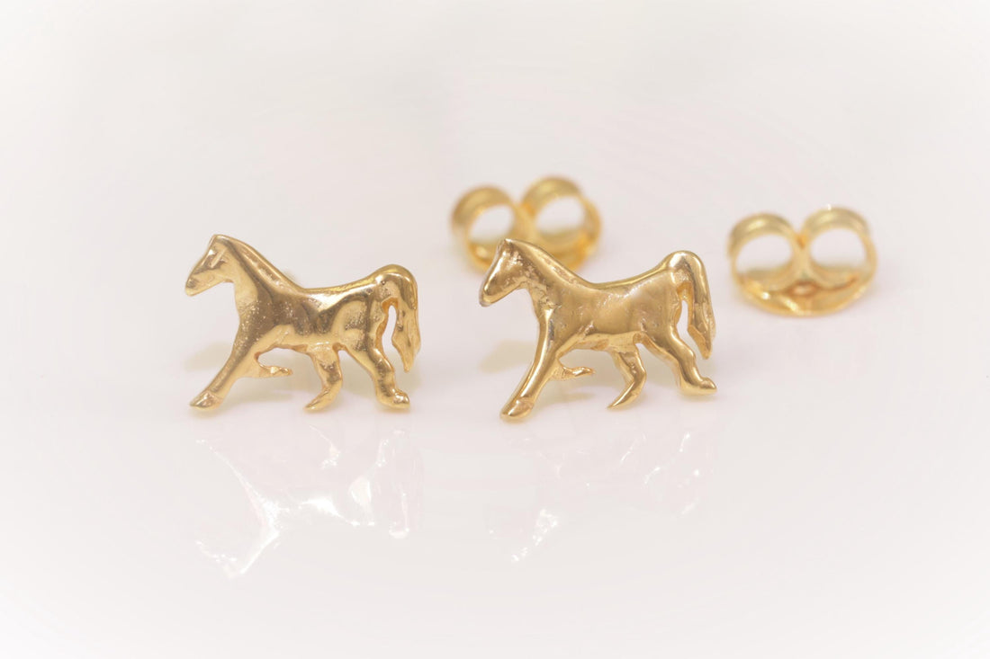 Horse Stud Earrings, Horse Stud Charm, Minimalist Horse Earrings, Animal Jewelry, Classic Earrings, Bridesmaid Gift