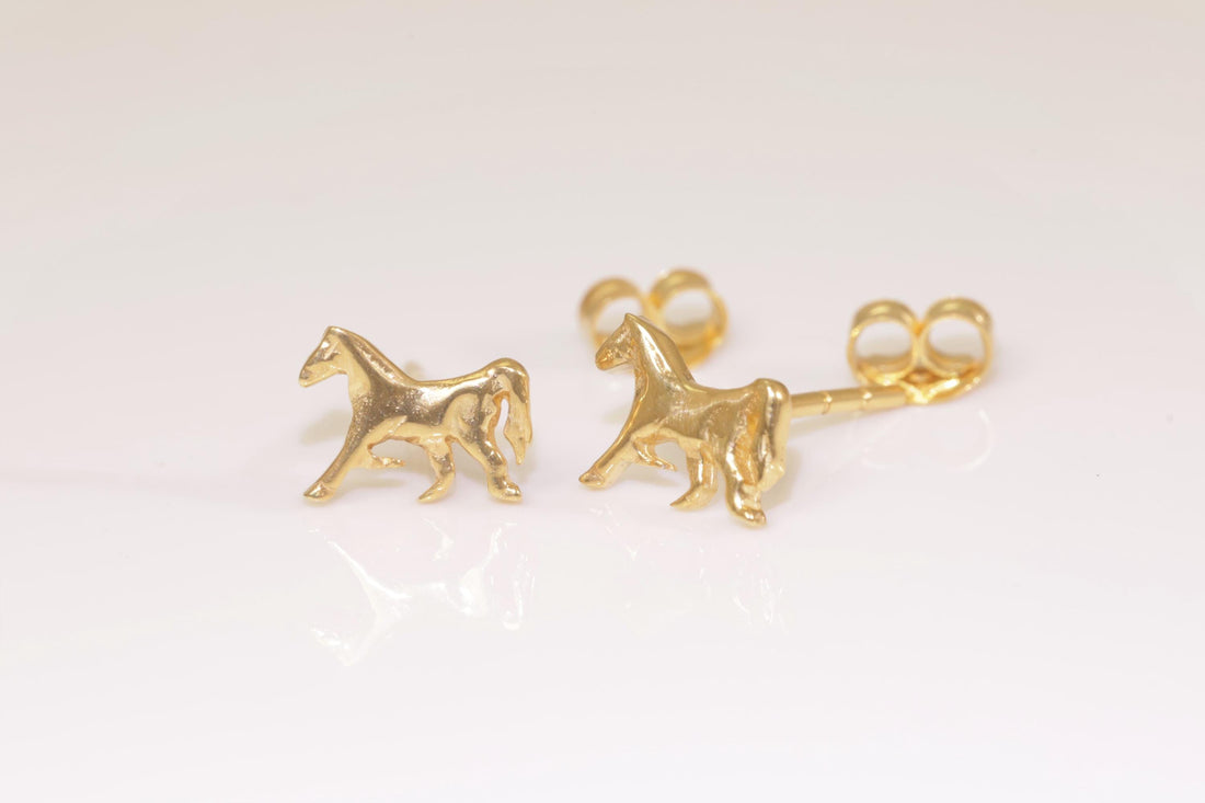 Horse Stud Earrings, Horse Stud Charm, Minimalist Horse Earrings, Animal Jewelry, Classic Earrings, Bridesmaid Gift