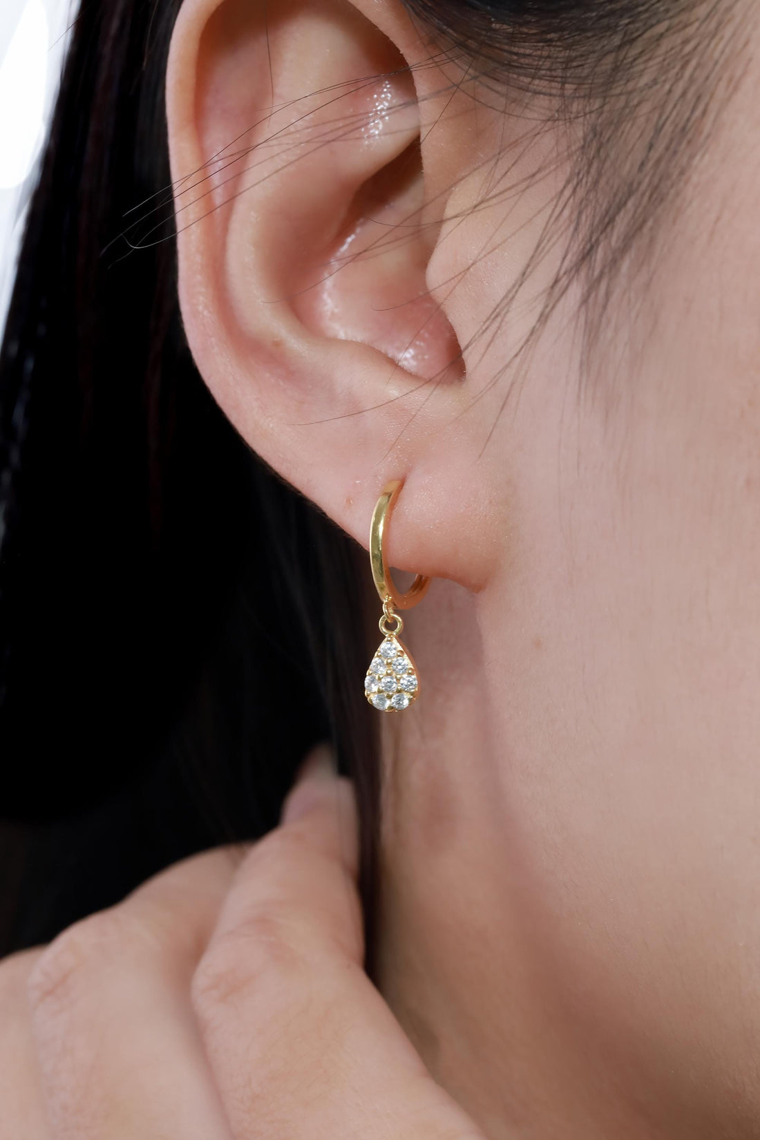 Tear Drop Diamond Hoop Earrings, Minimalist Hoop Earrings Gift for Women, Dangle Drop Pear Shape Hoop Earrings, Unique Earrings Design