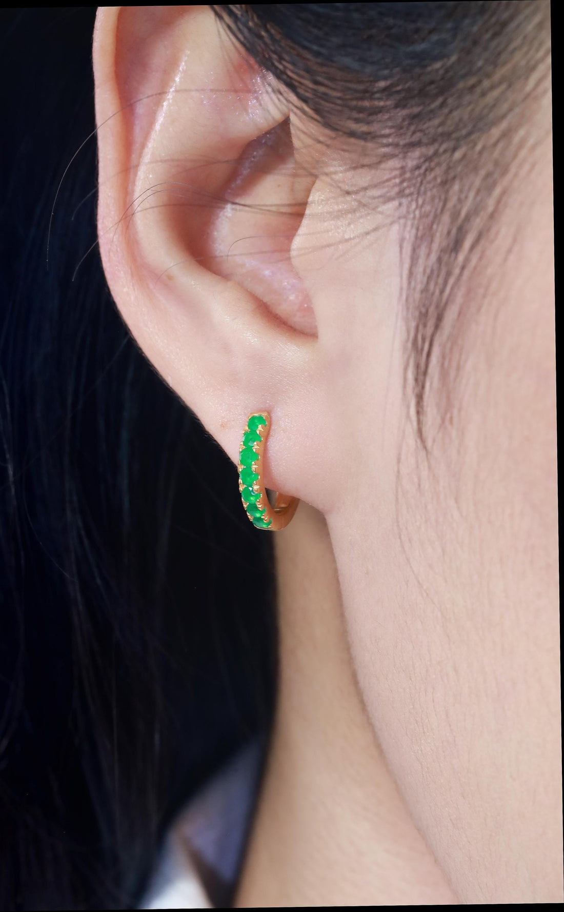 Seven Stones Emerald Hoop Earring, May Birthstone Gifts, Huggie Hoop Earrings, Minimal Hoop Earrings Gift for Women