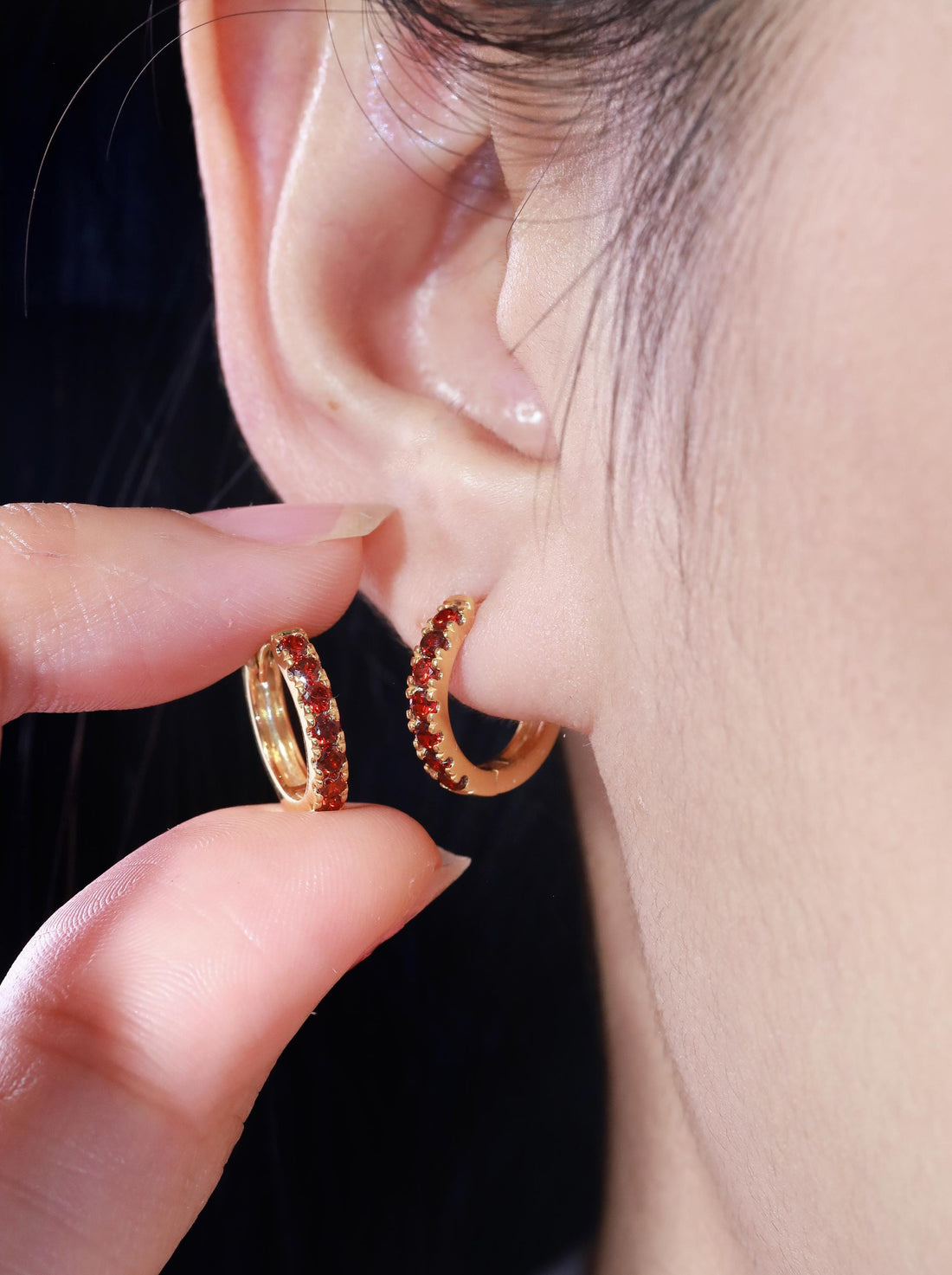 Seven Stones Garnet Hoop Earrings, January Birthstone Gifts, Huggie Hoop Earrings, Minimal Hoop Earrings Gift for Women