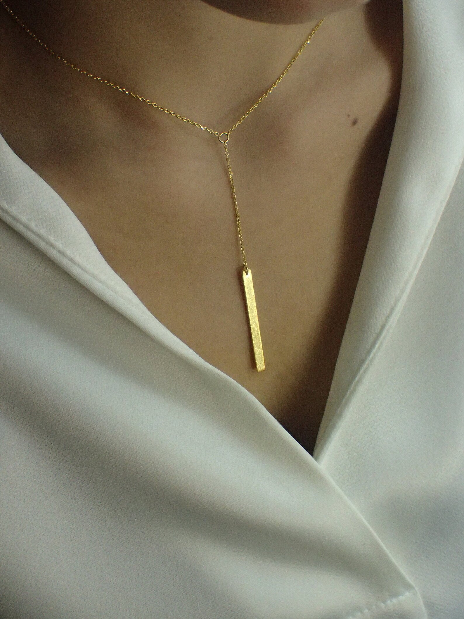 Dainty Bar Necklace / Skinny Vertical Bar / Silver Gold plated Necklace / Simple Everyday Necklace / Bridesmaids Gift