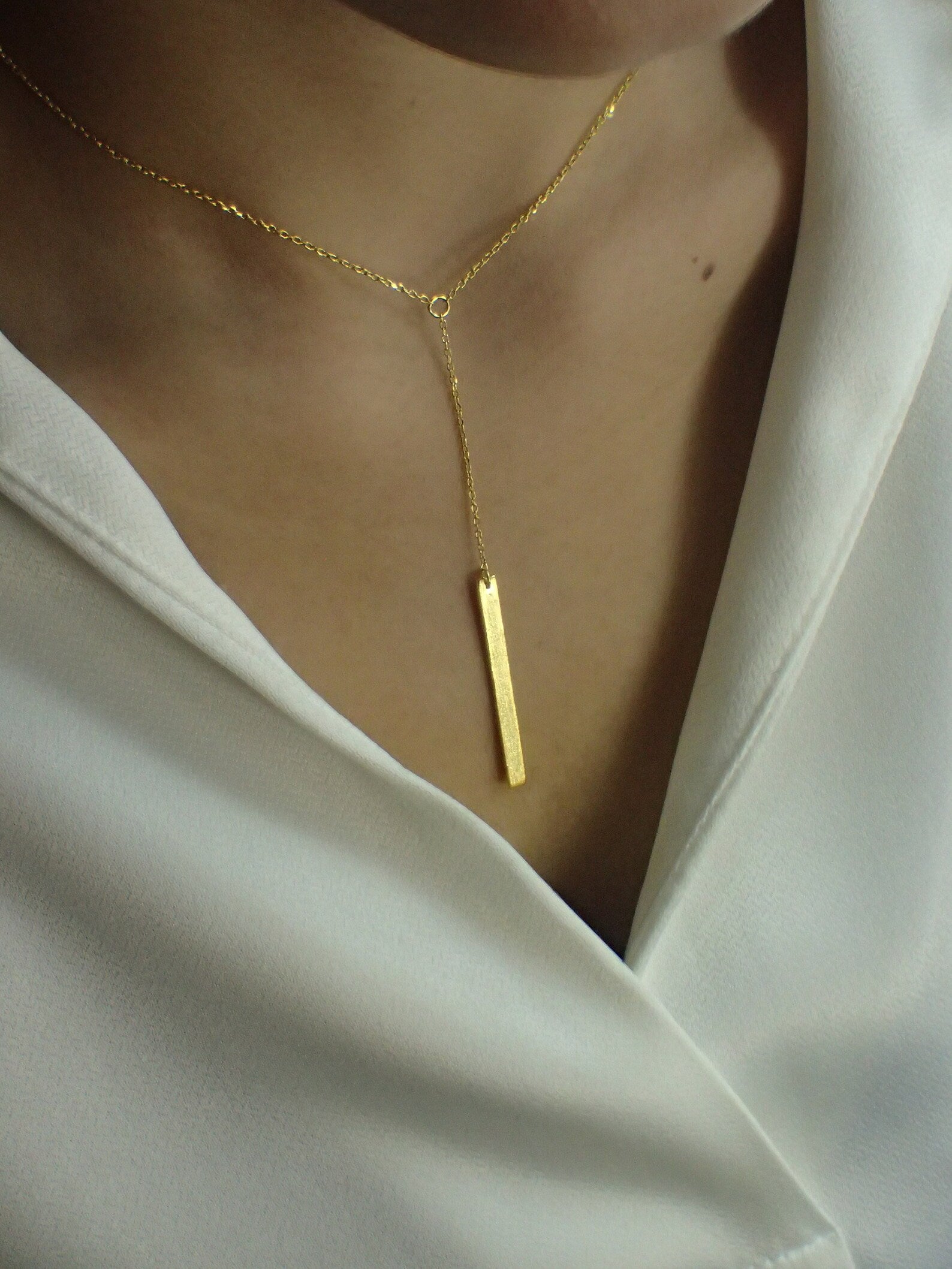 Dainty Bar Necklace / Skinny Vertical Bar / Silver Gold plated Necklace / Simple Everyday Necklace / Bridesmaids Gift