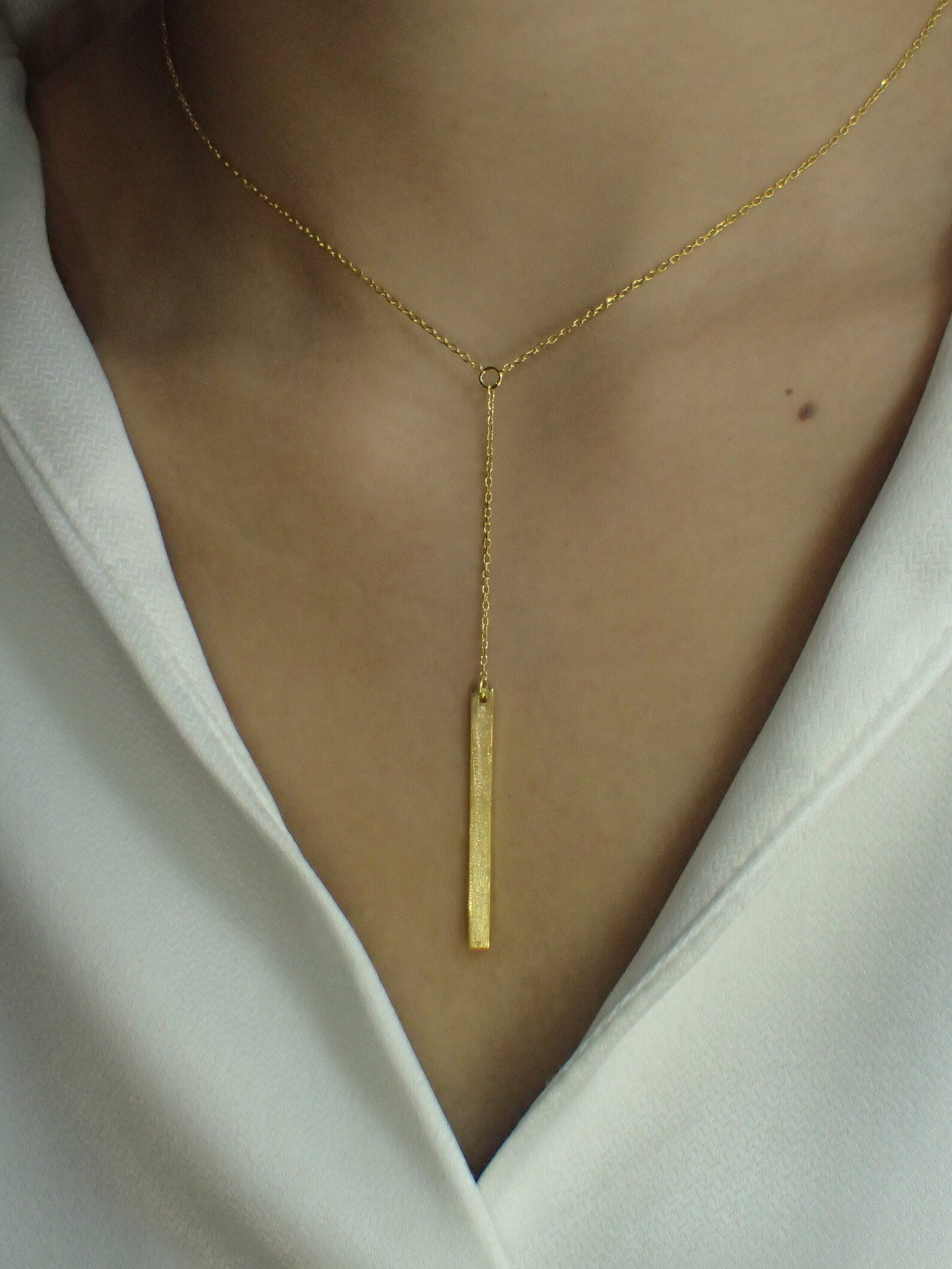 Dainty Bar Necklace / Skinny Vertical Bar / Silver Gold plated Necklace / Simple Everyday Necklace / Bridesmaids Gift