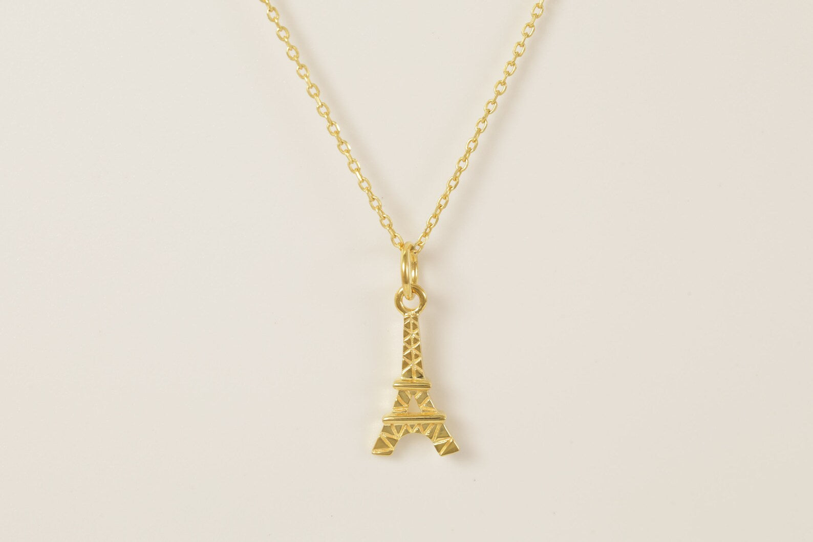 Eiffel Tower Necklace, Paris Pendant Necklace, Eiffel Tower Jewelry for Girls, France Necklace, Eiffel Tower Charm