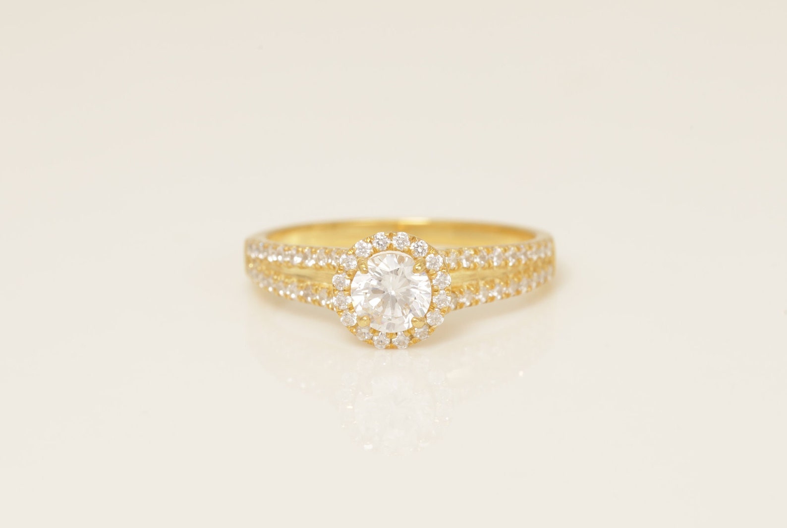 Split Shank Diamond Halo Engagement Ring, Diamond Wedding Ring, Bridal Promise Ring for Women, Anniversary Ring