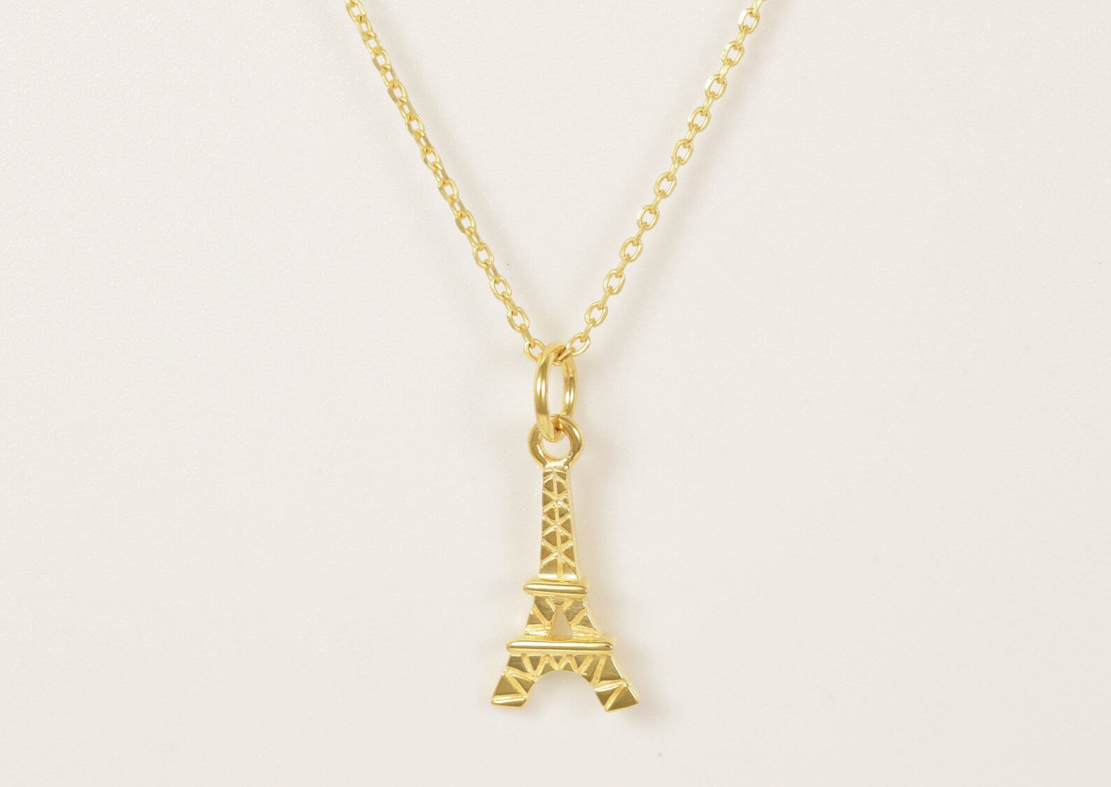 Eiffel Tower Necklace, Paris Pendant Necklace, Eiffel Tower Jewelry for Girls, France Necklace, Eiffel Tower Charm