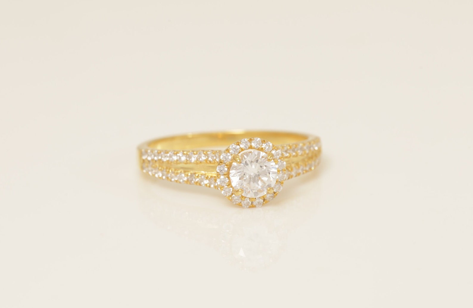 Split Shank Diamond Halo Engagement Ring, Diamond Wedding Ring, Bridal Promise Ring for Women, Anniversary Ring