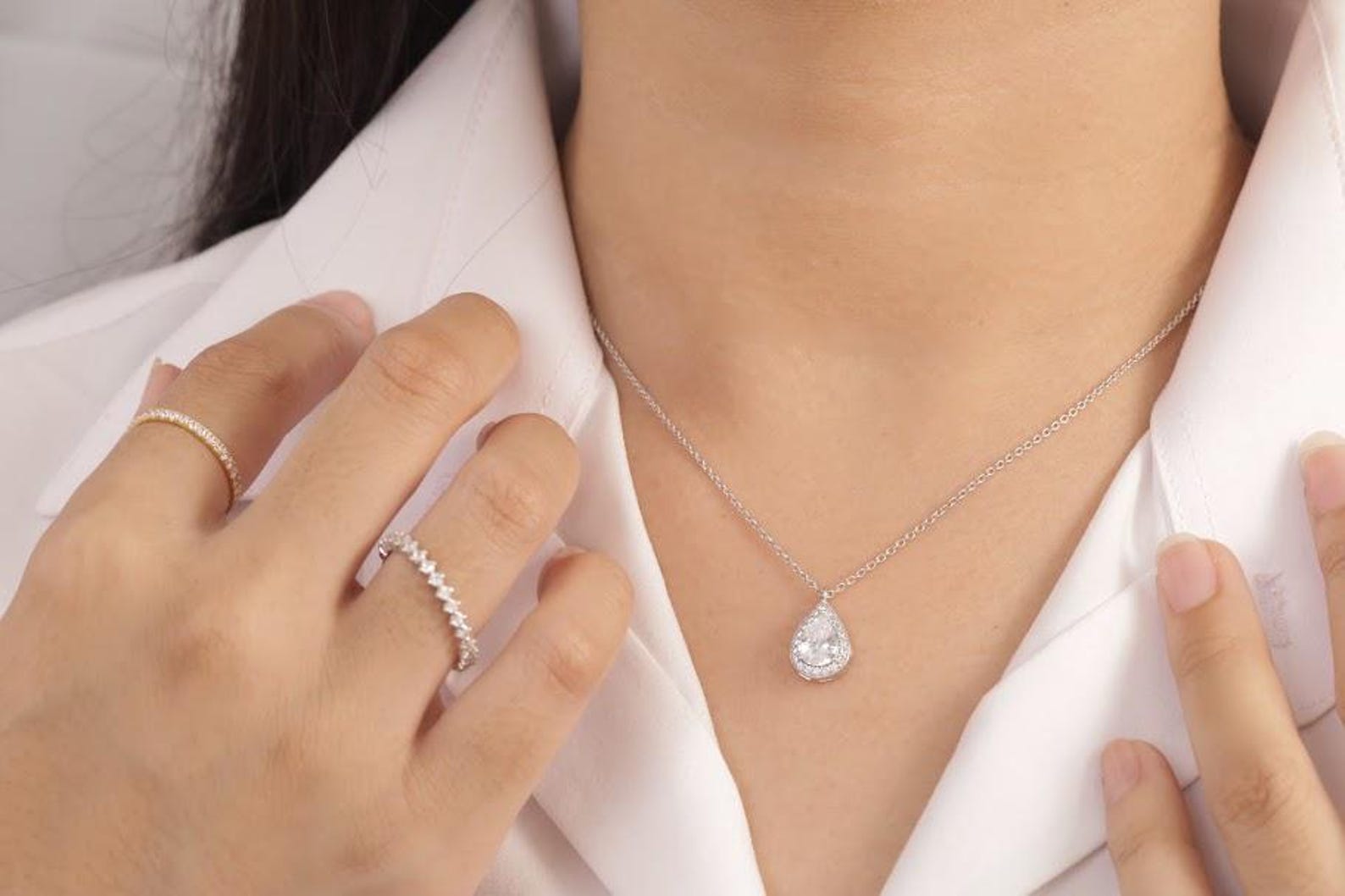 Tear Drop Diamond Necklace, Diamond Halo Pear Necklace, Wedding Necklace Gift, Everyday Necklace, Bridesmaid Gift