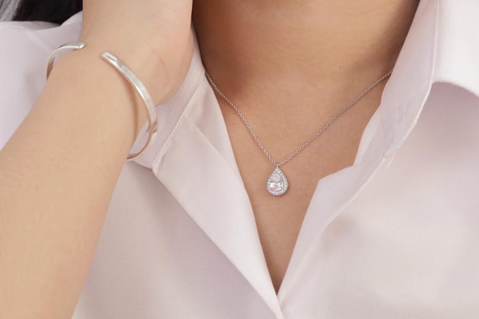 Tear Drop Diamond Necklace, Diamond Halo Pear Necklace, Wedding Necklace Gift, Everyday Necklace, Bridesmaid Gift