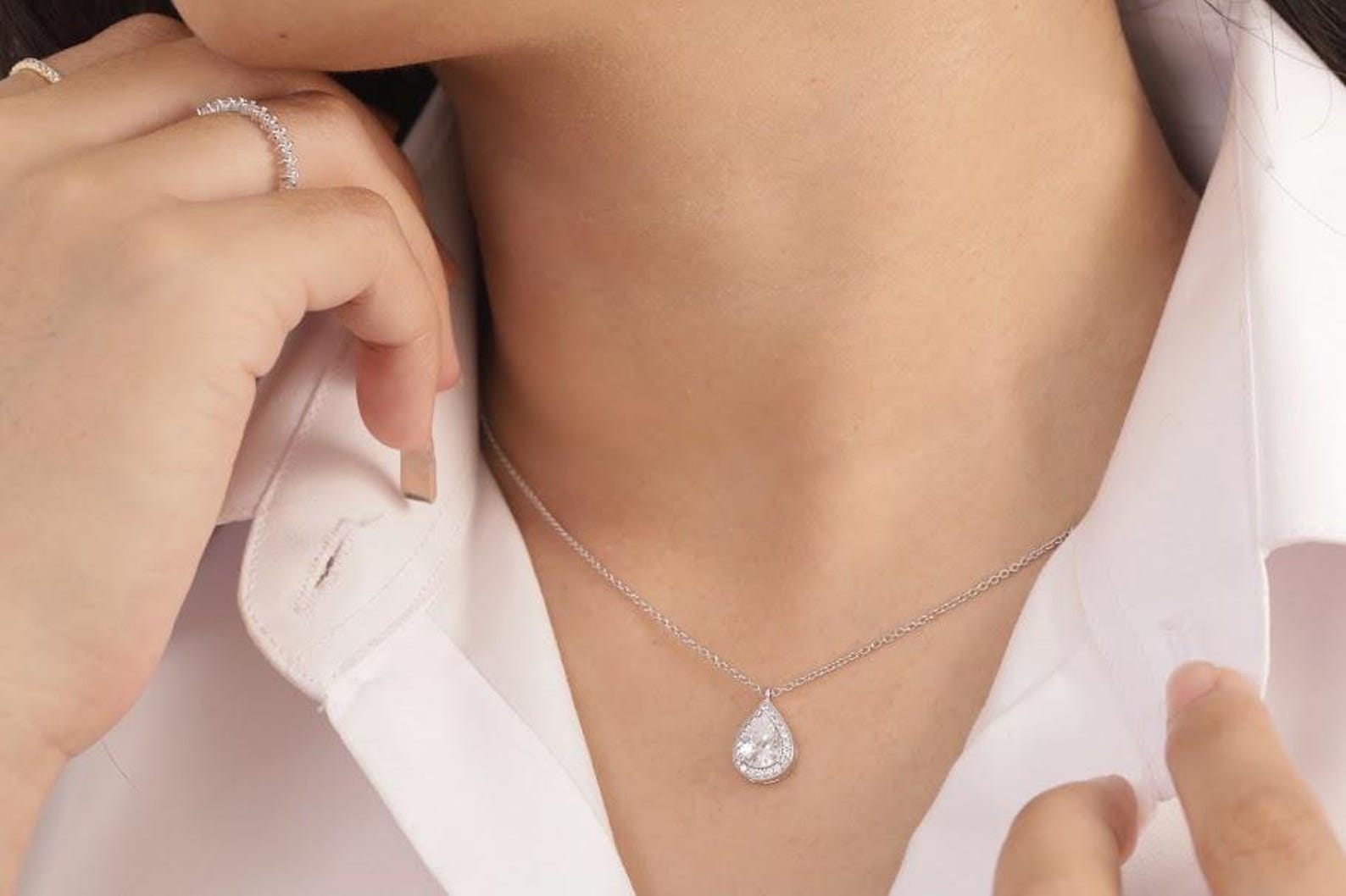 Tear Drop Diamond Necklace, Diamond Halo Pear Necklace, Wedding Necklace Gift, Everyday Necklace, Bridesmaid Gift