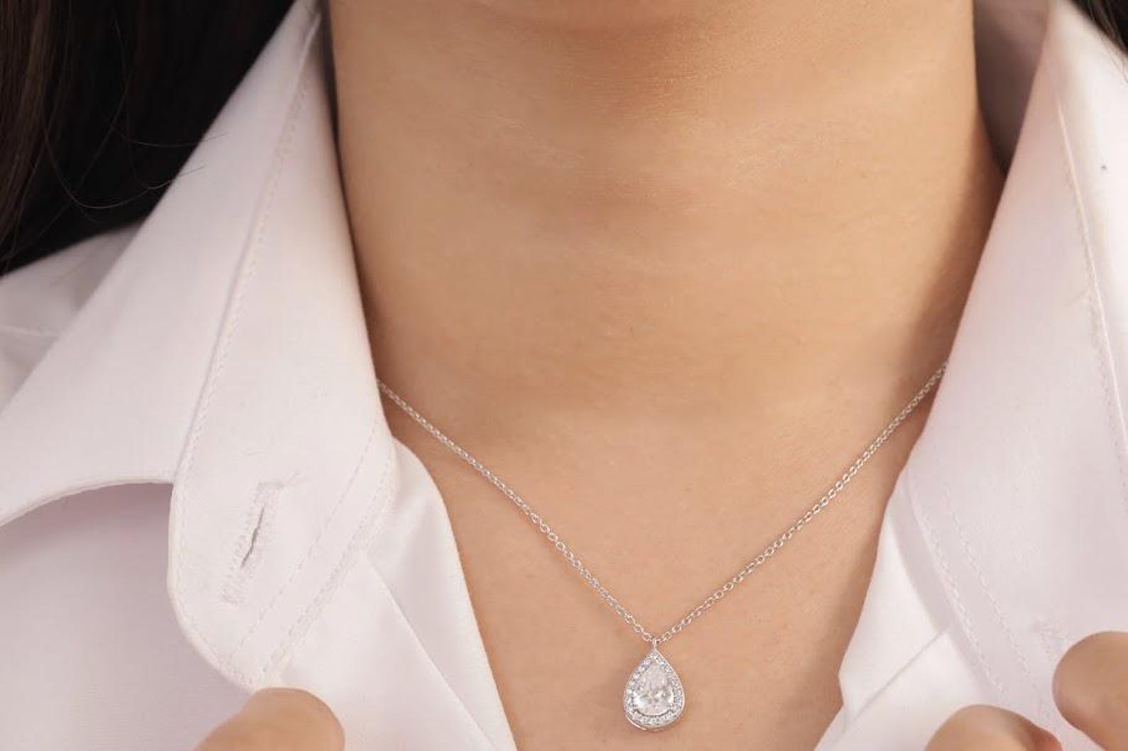 Tear Drop Diamond Necklace, Diamond Halo Pear Necklace, Wedding Necklace Gift, Everyday Necklace, Bridesmaid Gift