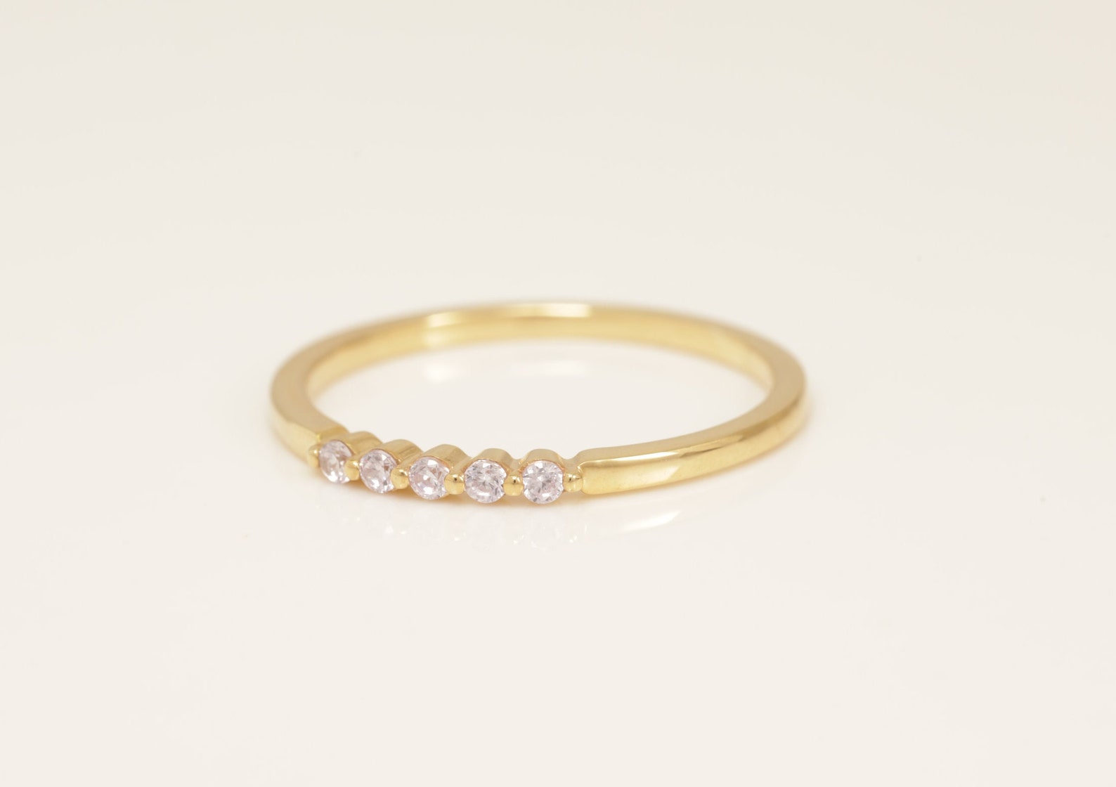 Five Stones Diamond Wedding Band, Single Prong Wedding Ring, April Birthstone Ring, Dainty Stacking Ring, Minimalist Band