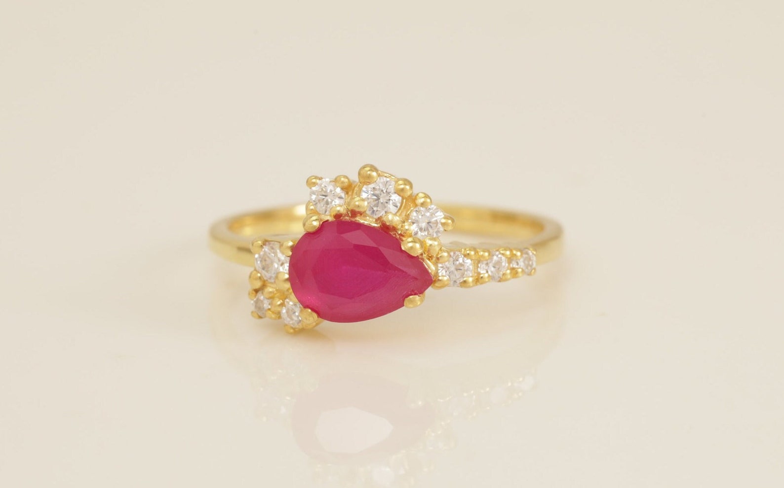 0.75 CT Ruby Cluster Engagement Ring, Diamond Cluster Anniversary Ring, July Birthstone Ring, Bridal Promise Ring