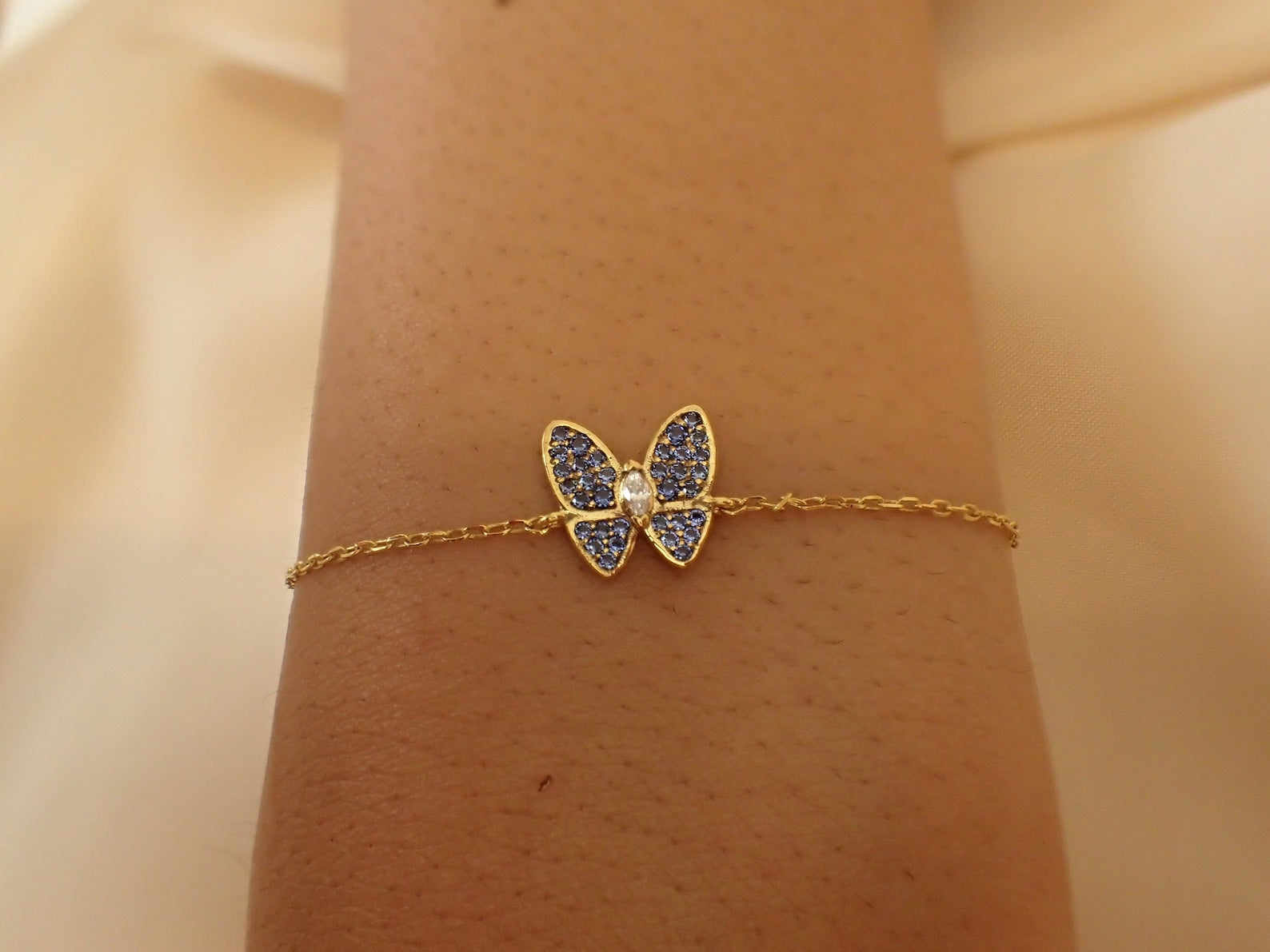 Butterfly Bracelet / Blue Sapphire Bracelet / September Birthstones / Bridesmaid Gift / Minimalist Bracelet Gift for Her