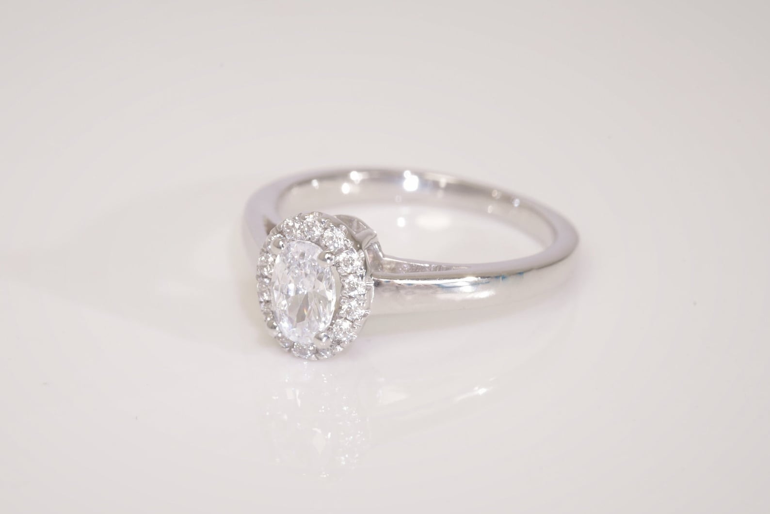 Oval Cut Diamond Halo Engagement Ring, 2.50 CT Oval Solitaire Ring, Anniversary Ring Gift for Women, Promise Ring