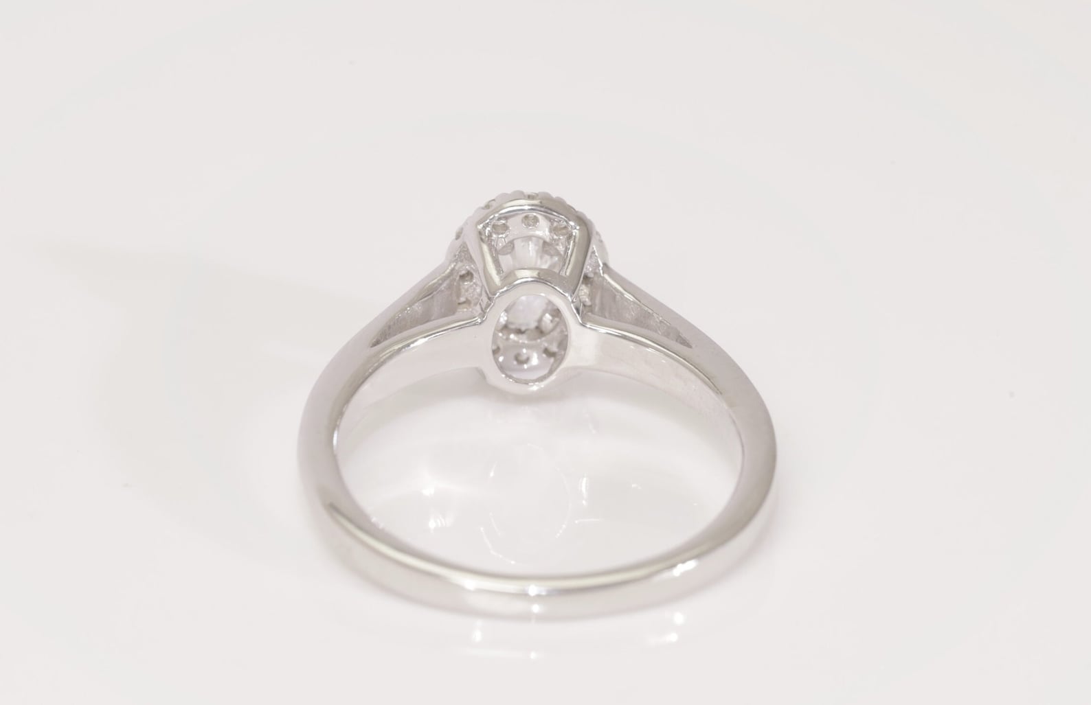 Oval Cut Diamond Halo Engagement Ring, 2.50 CT Oval Solitaire Ring, Anniversary Ring Gift for Women, Promise Ring