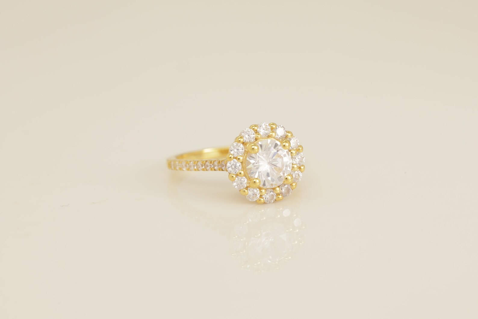 1.0 CT Diamond Halo Engagement Ring, Anniversary Ring Gift for Women, Bridal Promise Ring for Her, Ring For Women