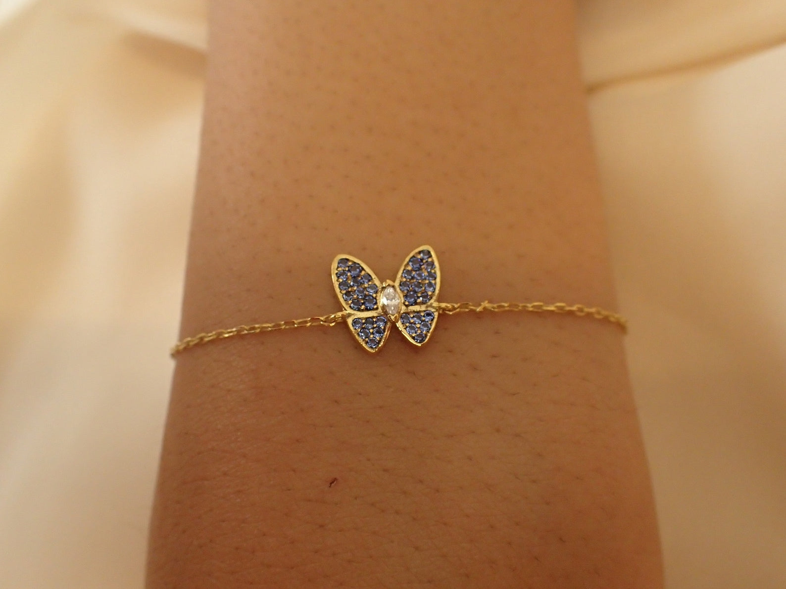 Butterfly Bracelet / Blue Sapphire Bracelet / September Birthstones / Bridesmaid Gift / Minimalist Bracelet Gift for Her