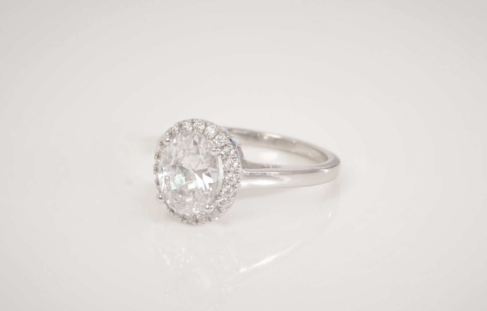 Oval Cut Diamond Halo Engagement Ring, 2.50 CT Oval Solitaire Ring, Anniversary Ring Gift for Women, Promise Ring