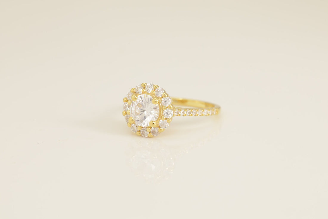 1.0 CT Diamond Halo Engagement Ring, Anniversary Ring Gift for Women, Bridal Promise Ring for Her, Ring For Women