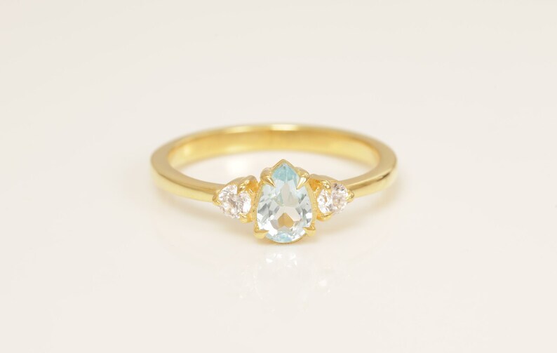 0.50 CT Blue Topaz Engagement Ring, Pear Cut Vintage Engagement Ring, December Birthstone Gift, Vintage Anniversary Ring