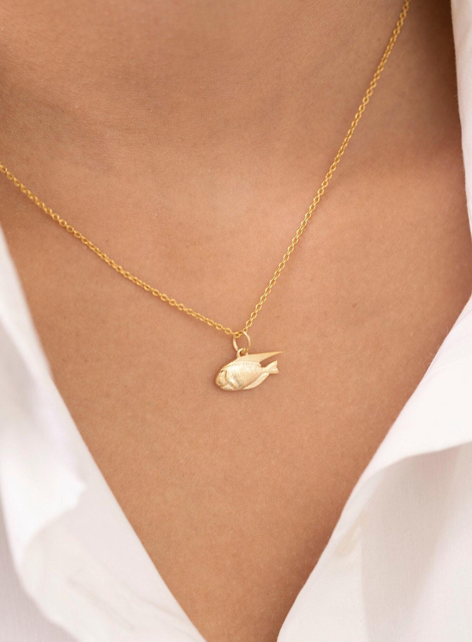 Minimalist Fish Necklace, Fish Pendant Necklace Gift for Her, Minimalist Sea Necklace, Gifts for Fish Lover, Layering Necklaces