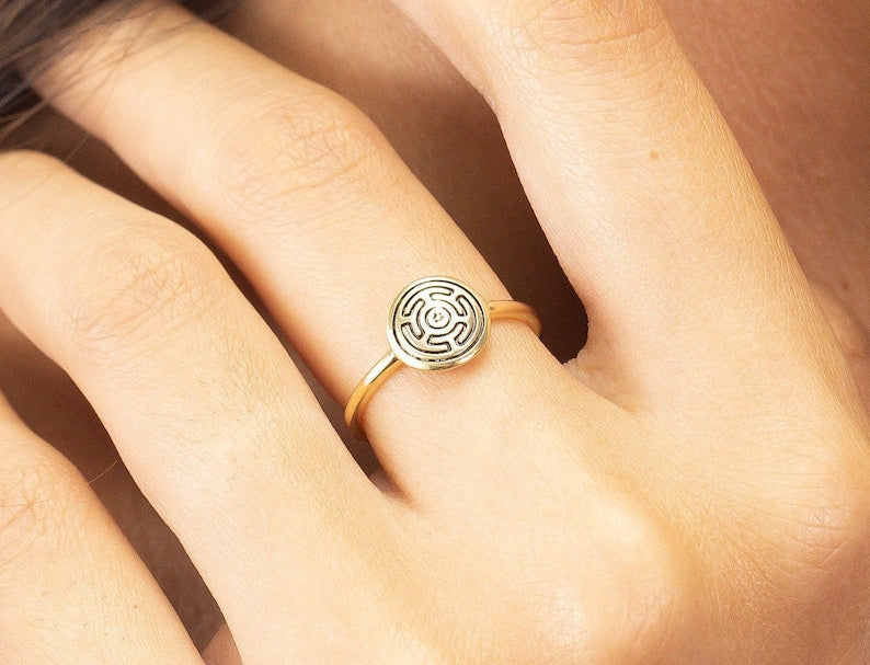 Hecate Ring, Hecate's Magic Strophalos Ring, Wheel of Hecate Symbol Jewelry, Talisman Ring, Goddess Ring