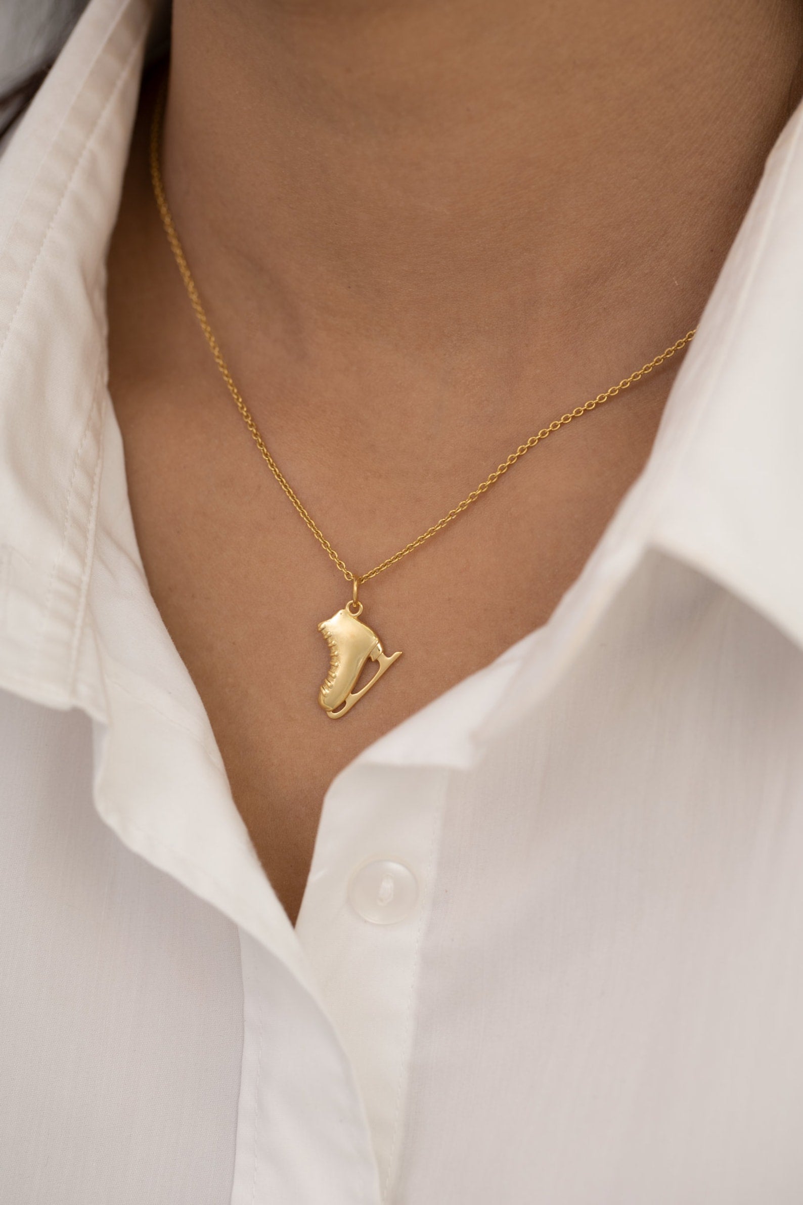 Ice Skating Shoe Necklace, Ice Skate Pendant Necklace, Gifts for Ice Skate Lovers, Layering Necklaces