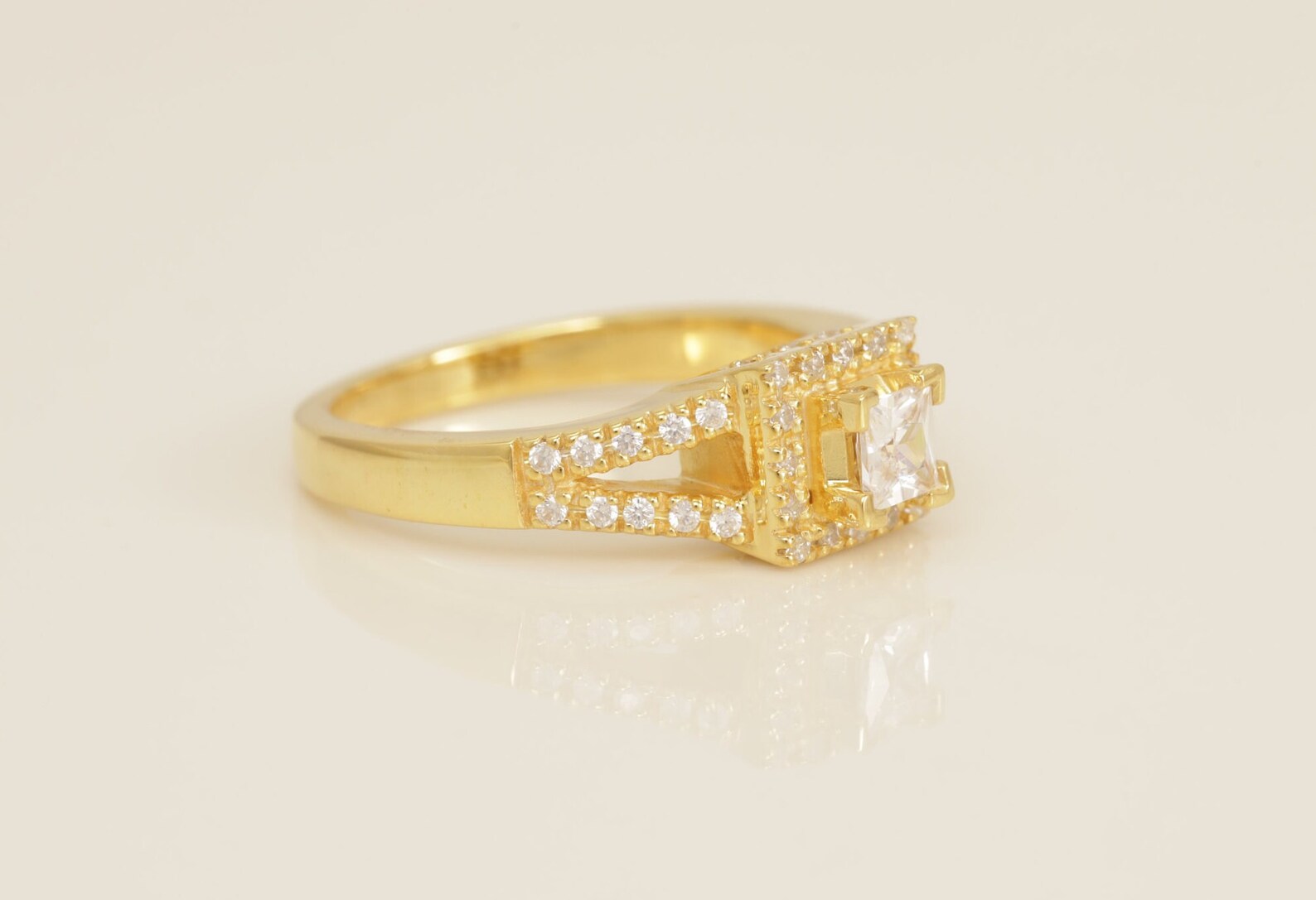 Princess Cut Diamond Engagement Ring, Diamond Halo Split Shank Wedding Ring, Bridal Promise Ring Gift for Women, Anniversary Ring