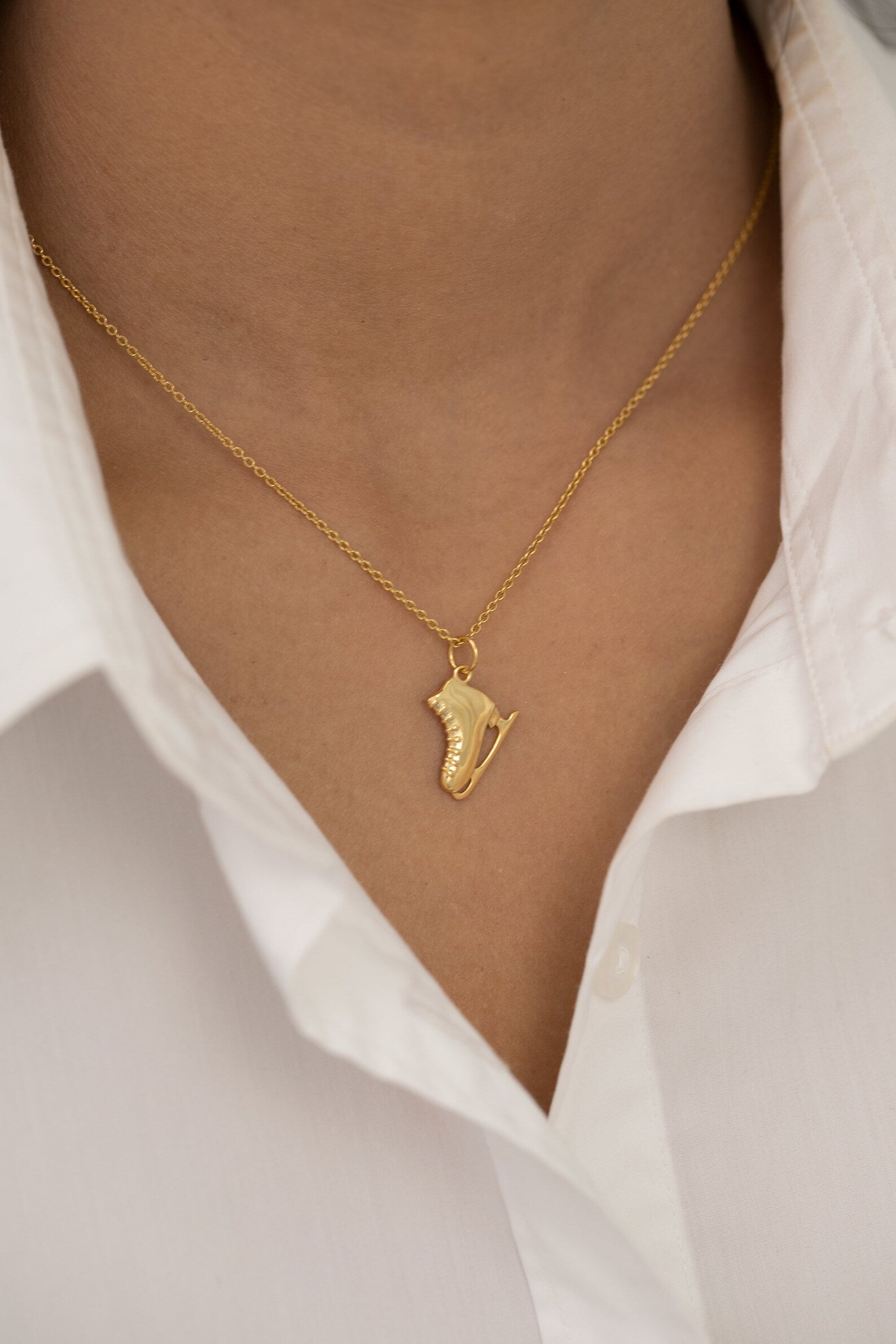 Ice Skating Shoe Necklace, Ice Skate Pendant Necklace, Gifts for Ice Skate Lovers, Layering Necklaces