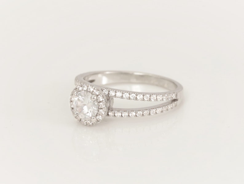 1.0 CT Split Shank Diamond Engagement Ring, Diamond Halo Anniversary Ring, Bridal Wedding Ring Gift for Her
