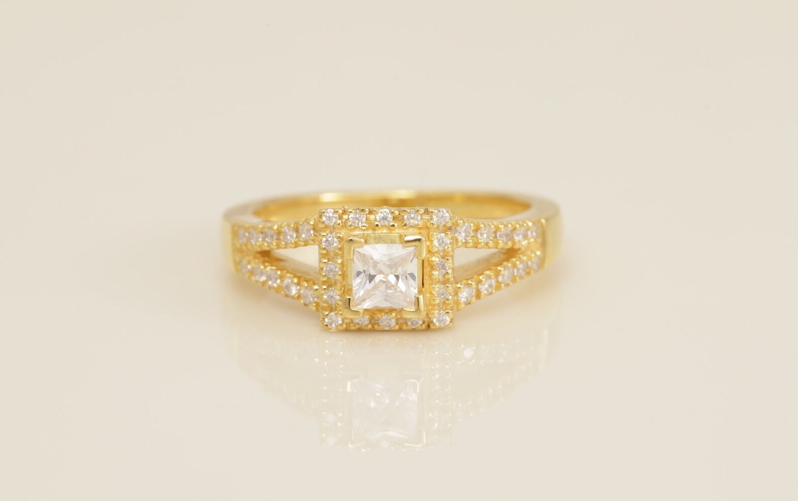 Princess Cut Diamond Engagement Ring, Diamond Halo Split Shank Wedding Ring, Bridal Promise Ring Gift for Women, Anniversary Ring