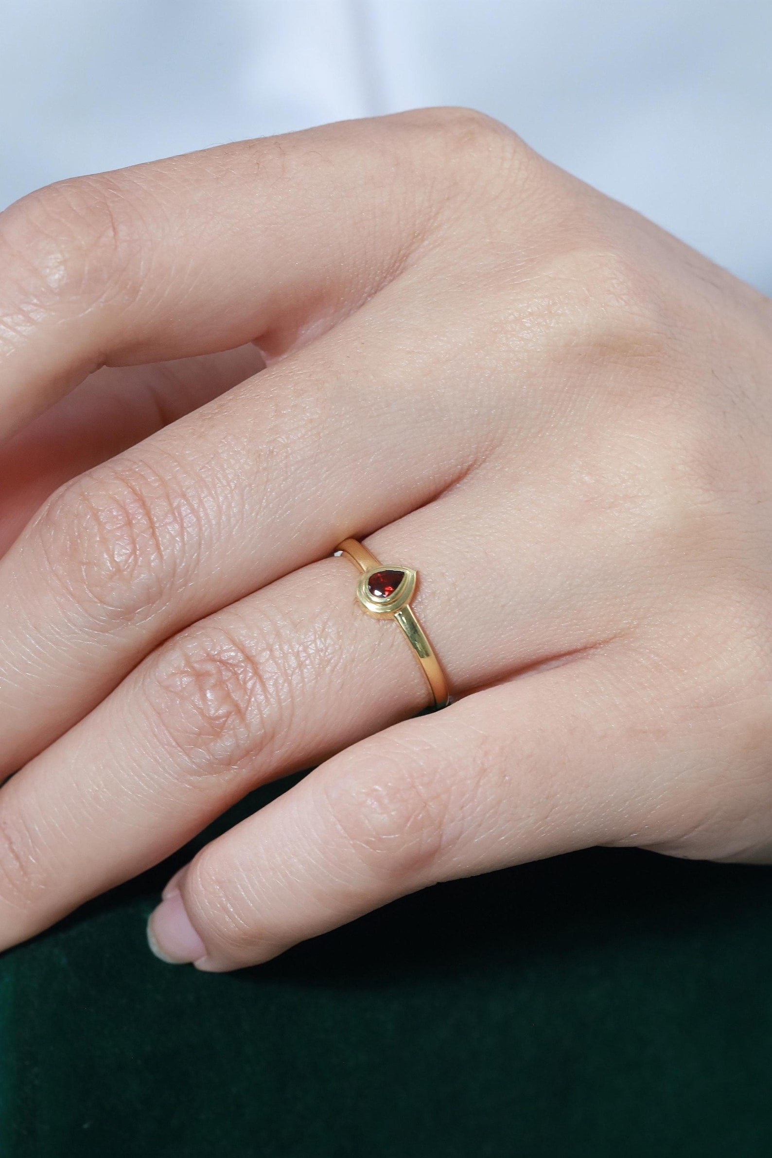 0.25 CT Pear Shape Garnet Engagement Ring, January Birthstone Ring, Delicate Solitaire Garnet Ring, Anniversary Gift for her