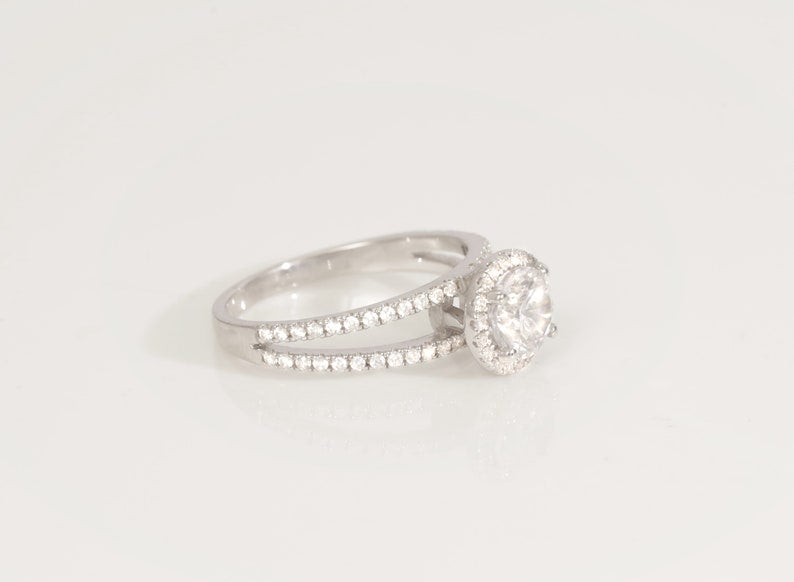 1.0 CT Split Shank Diamond Engagement Ring, Diamond Halo Anniversary Ring, Bridal Wedding Ring Gift for Her