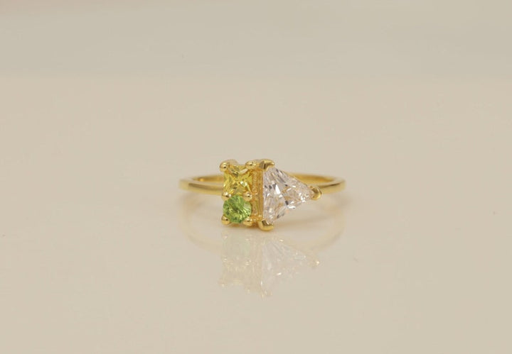 Citrine and Diamond Wedding Band - Dainty Peridot Ring - Vintage Engagement Ring - Birthstone Ring - Promise Ring Gift for Her