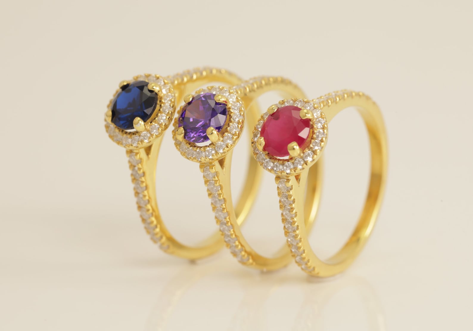 Diamond Halo Blue Sapphire Engagement Ring, September Birthstone Ring, Vintage Style Sapphire Ring, Bridal Promise Ring for Women