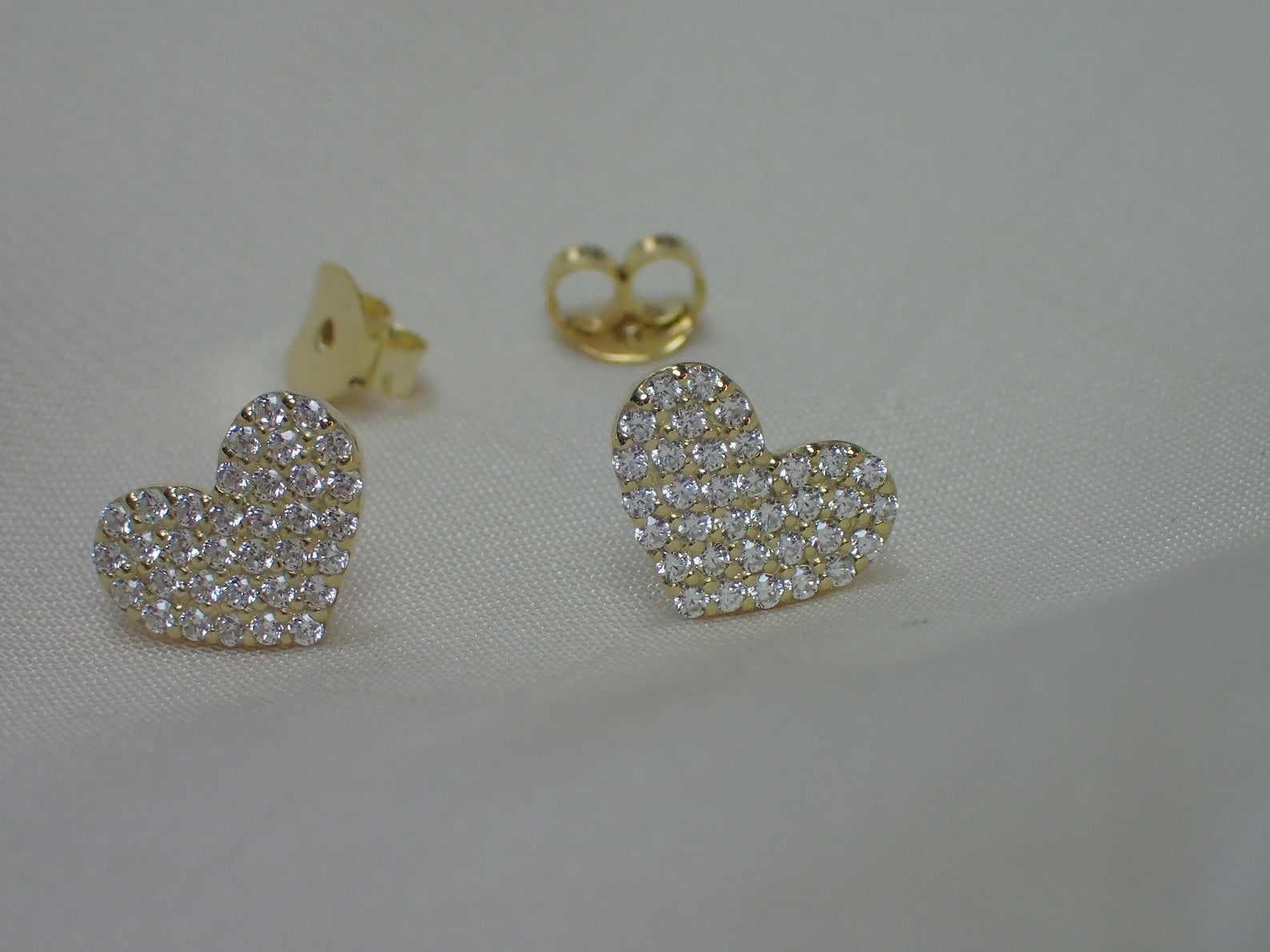 Heart Stud Earrings / Moissanite Heart Earrings / Crystal Heart Tragus / Cartilage Stud / Earrings for Women