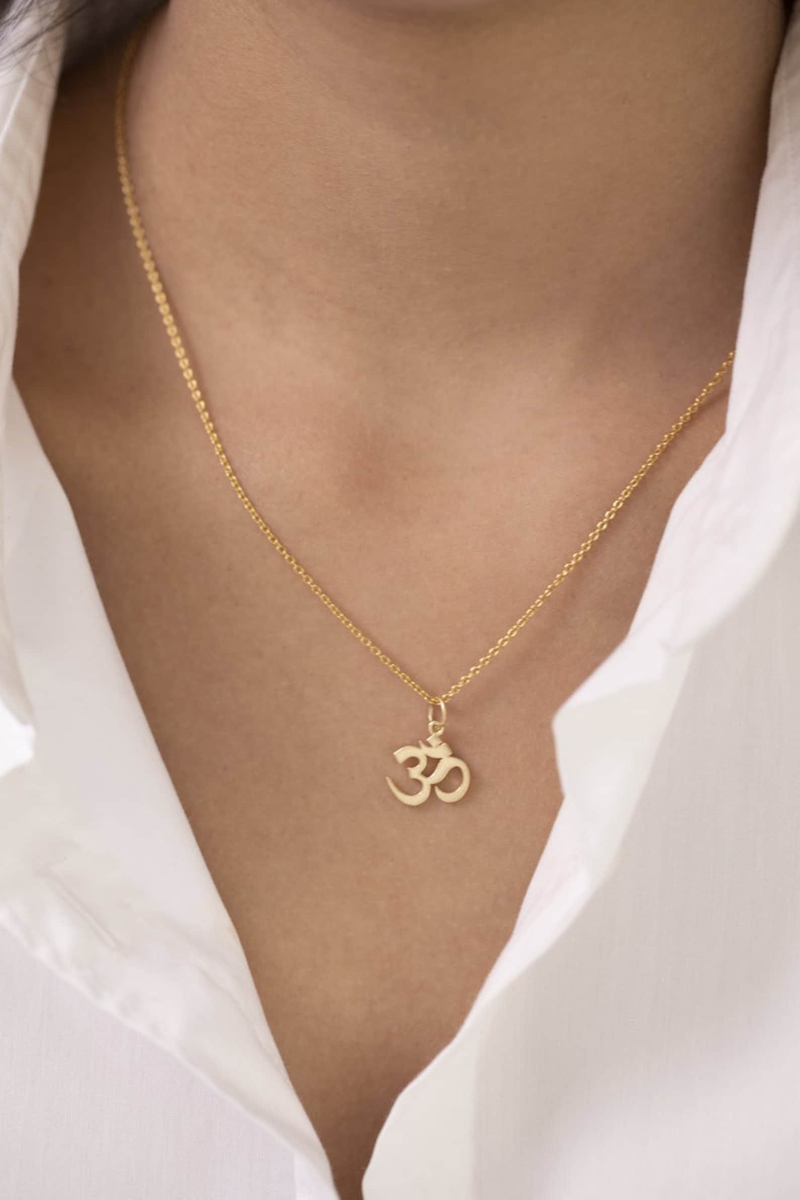Om Necklace, Lord Symbol Pendant, Traditional Pendant Necklace, Hinduism Religion Aum Om Necklace