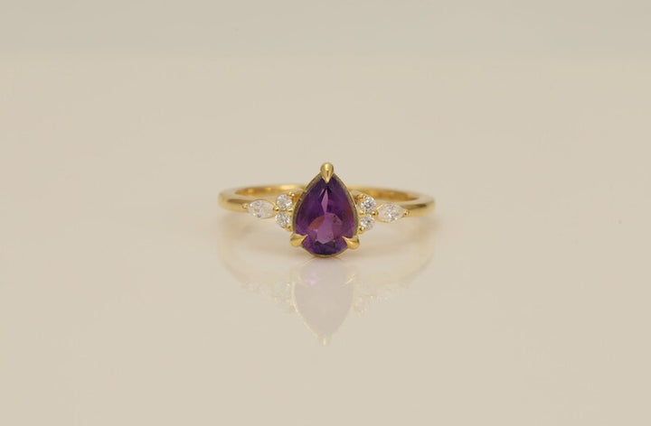 0.75 CT Pear Shaped Amethyst Engagement Ring, Vintage Engagement Ring, February Birthstone Gift, Bridal Wedding Ring, Anniversary Ring