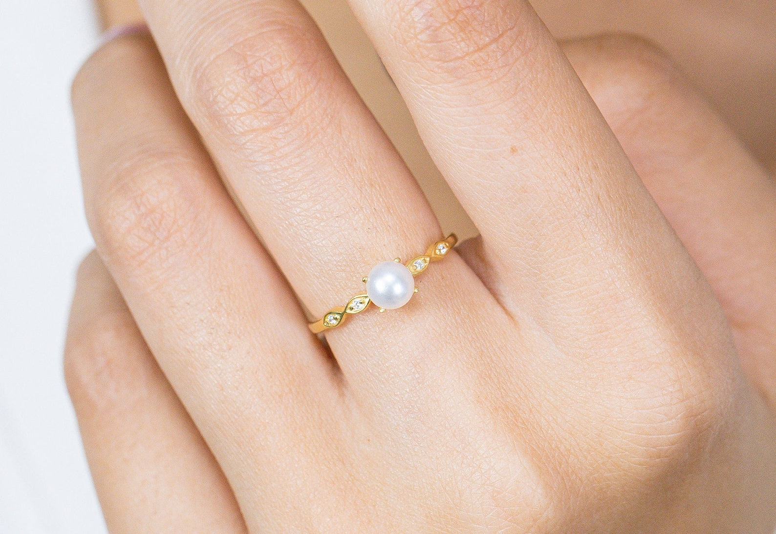 Pearl and Diamond Engagement Ring, June Birthstone, Pearl Ring, 18k Gold Unique Promise Ring, Marquise Ring